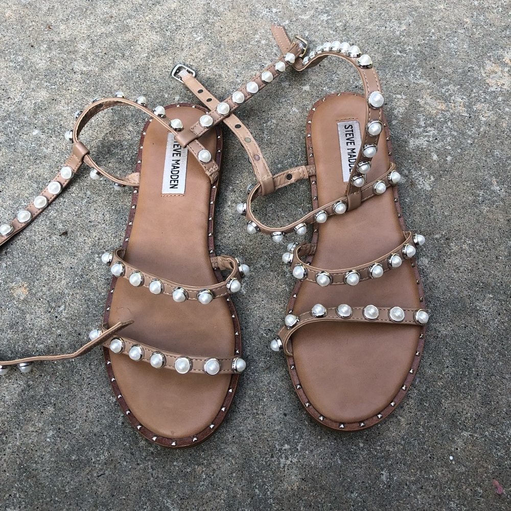Steve Madden strappy sandals